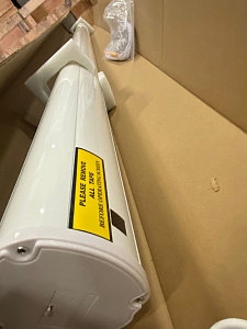 Экран настенный с электроприводом Digis DSEES-16904W_70