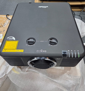 Мультимедийный инсталляционный лазерный проектор Vivitek  DU7295Z-BK