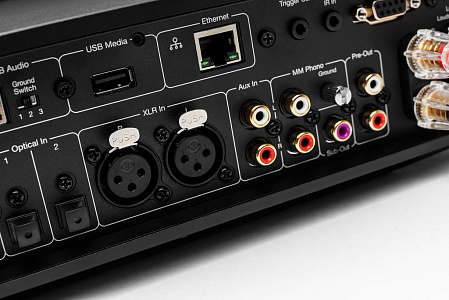 Сетевой проигрыватель "Все-в-одном" Cambridge Audio Evo 150 Black UK/EU