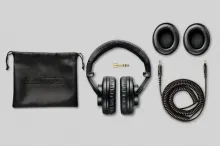 Профессиональные мониторные наушники закрытого типа Shure SRH840