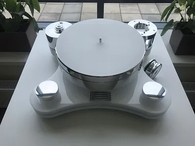 Стол винилового проигрывателя Transrotor ZET 3 Glossy White 9 дюймов