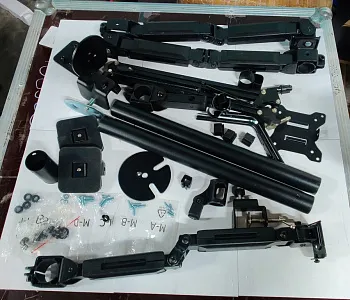Универсальный кронштейн для студии Digis DSM-DC41