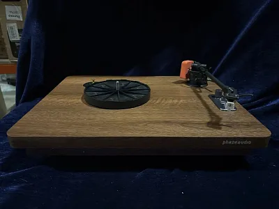 Проигрыватель виниловых дисков Phaze Audio Diana MK2 Проигрыватель виниловых дисков Phaze Audio Diana MK2